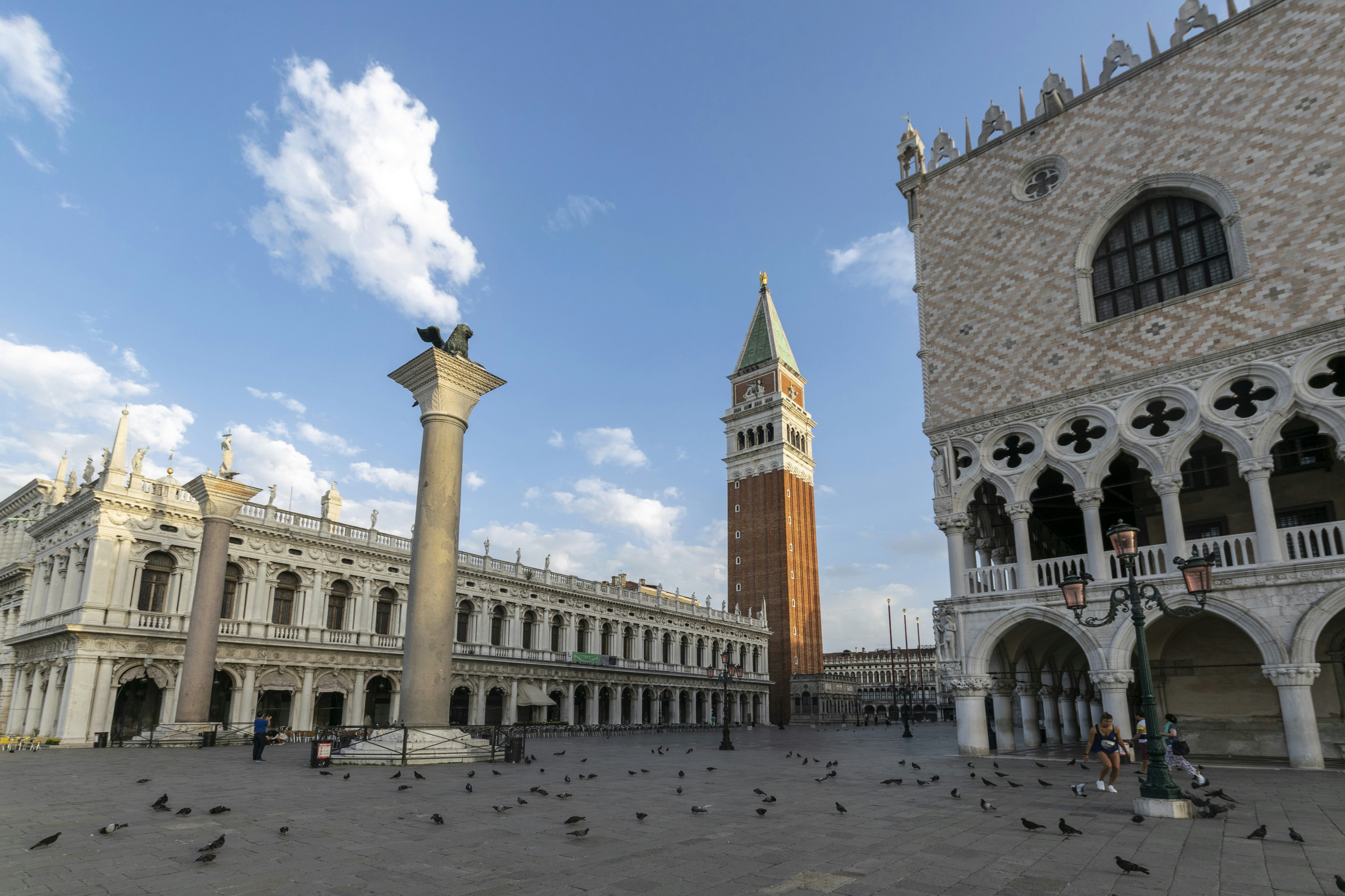 Photo by frenjaminbenklin