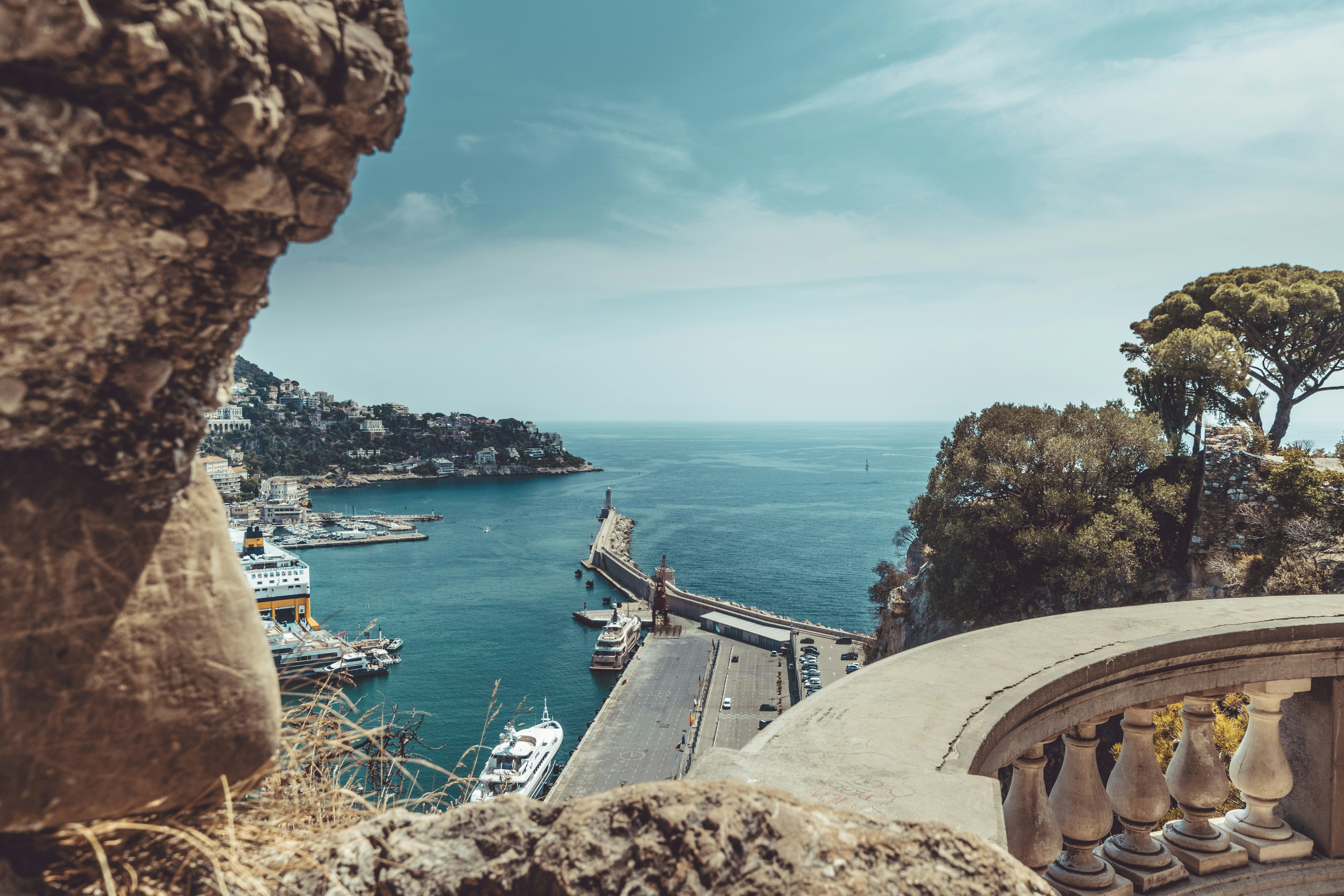 Photo by frenjaminbenklin