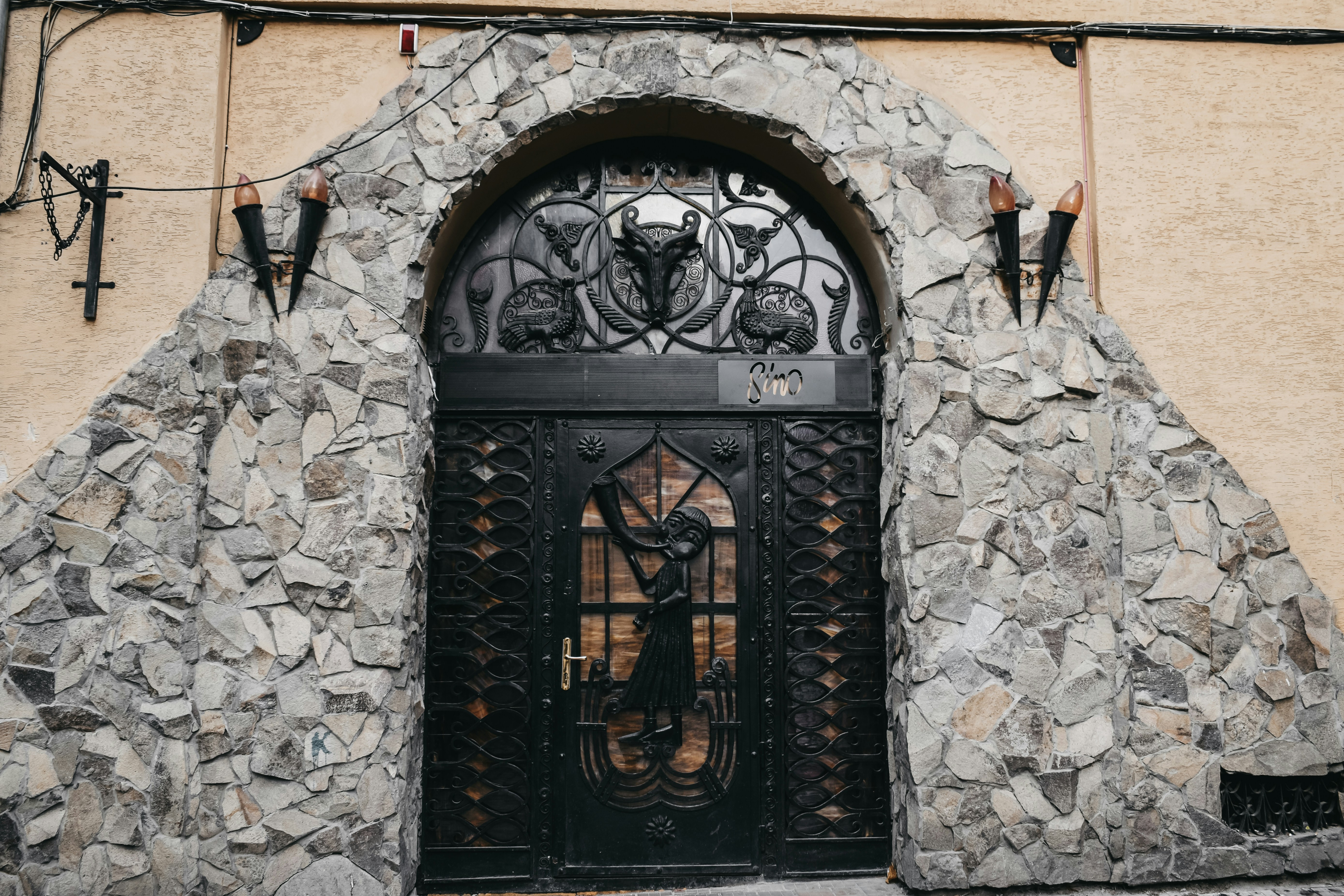 Photo by darya_tryfanava