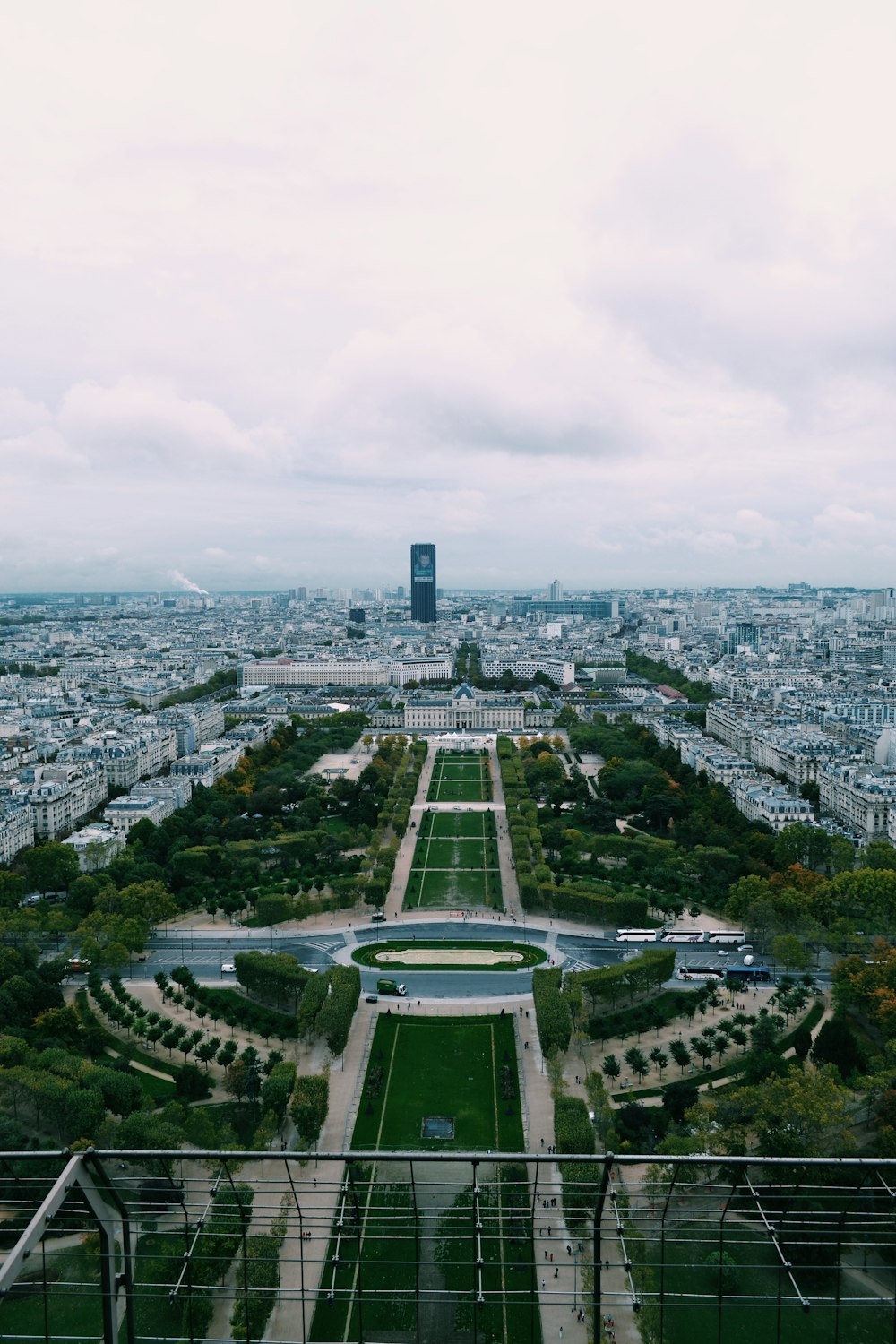 aerial photography of city buildings