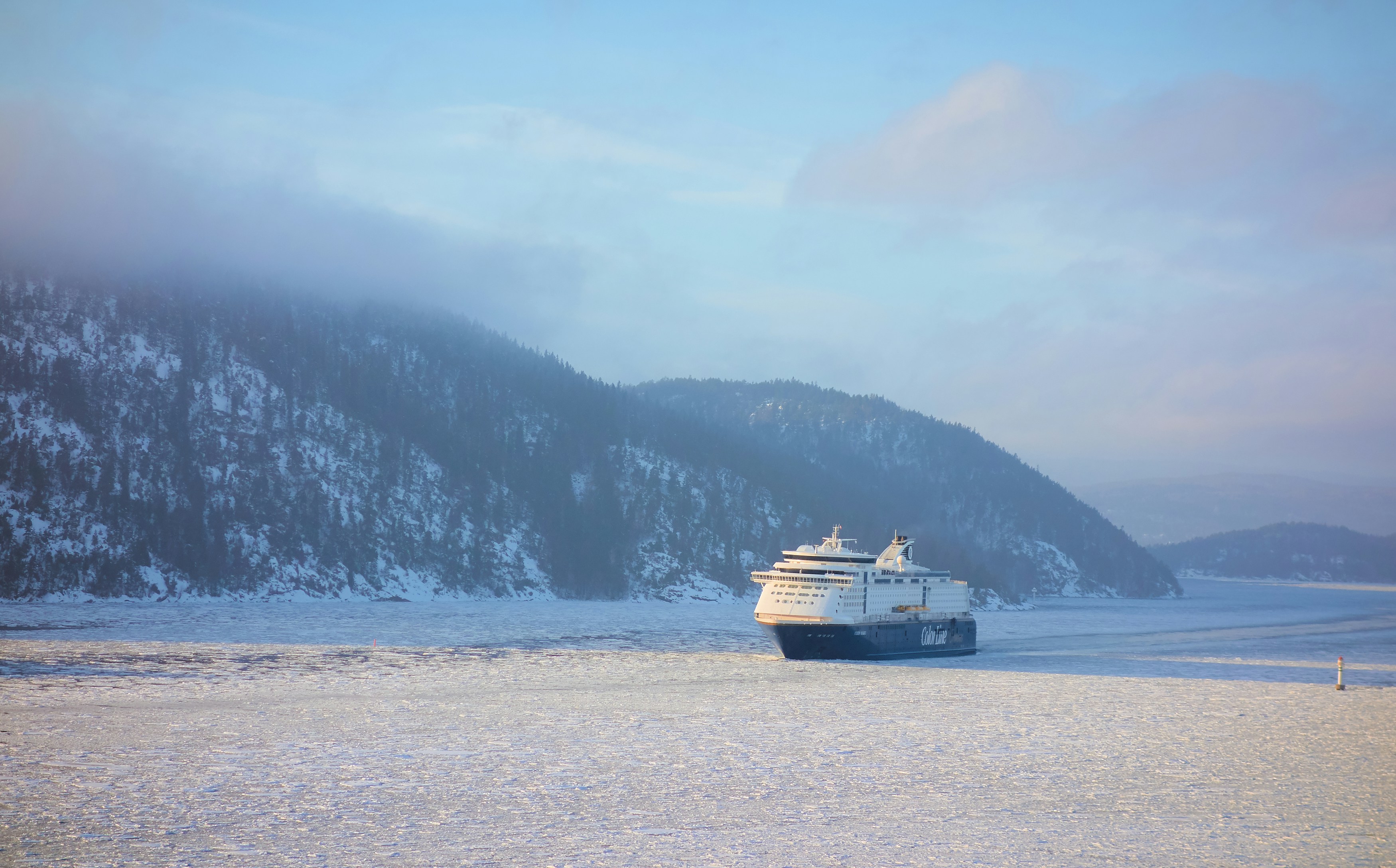 Discover Antarctica on a Cruise — The Elite Way to See the World’s Edge