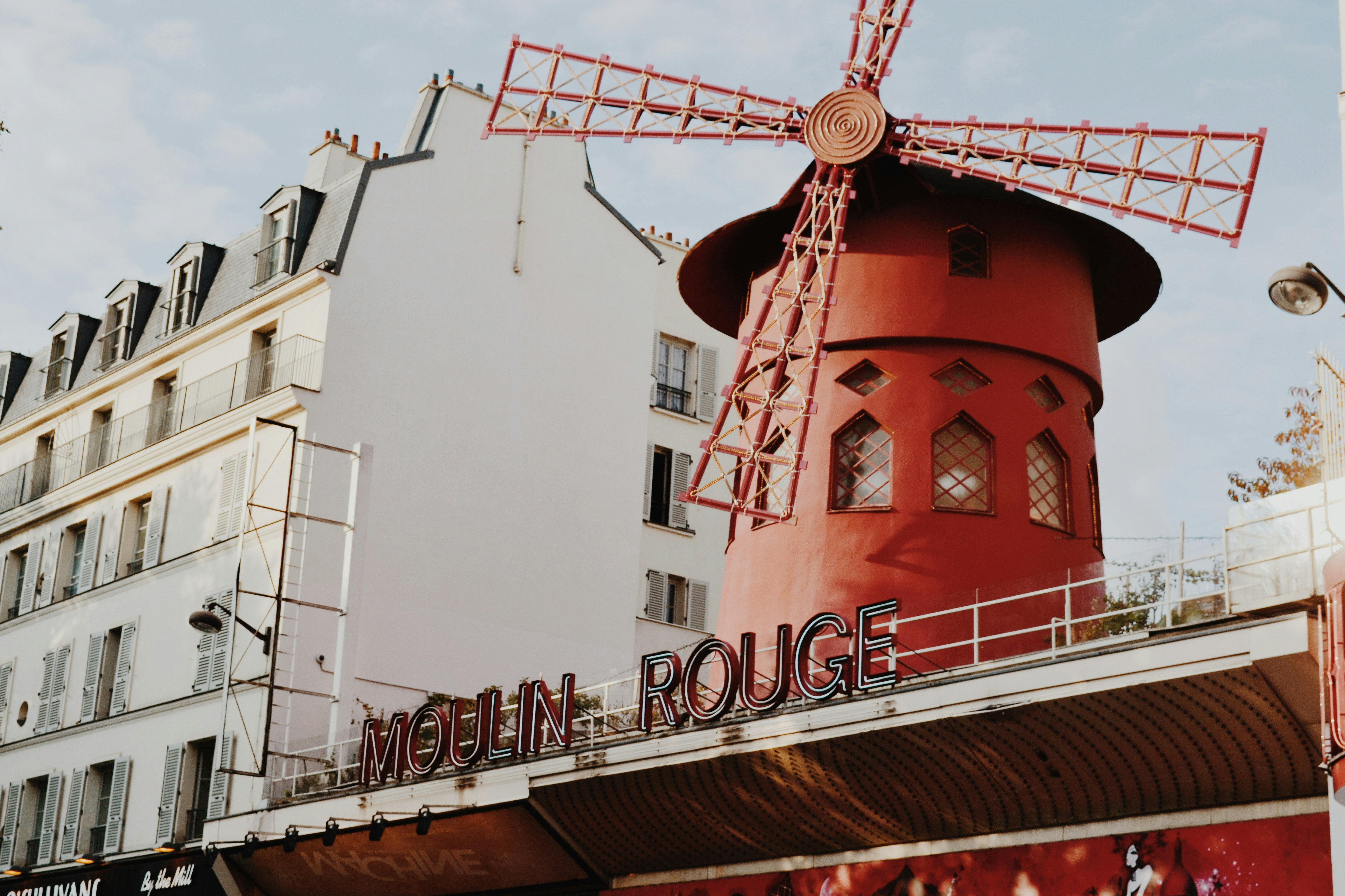 photo of red windmill, Moulin Rouge, Red Windmill
