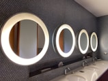 round white mirror