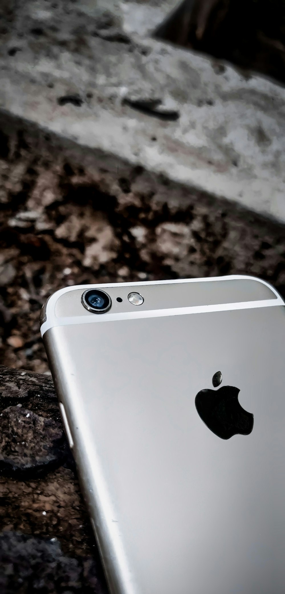 Silver iPhone 6 photo – Free Grey Image on Unsplash