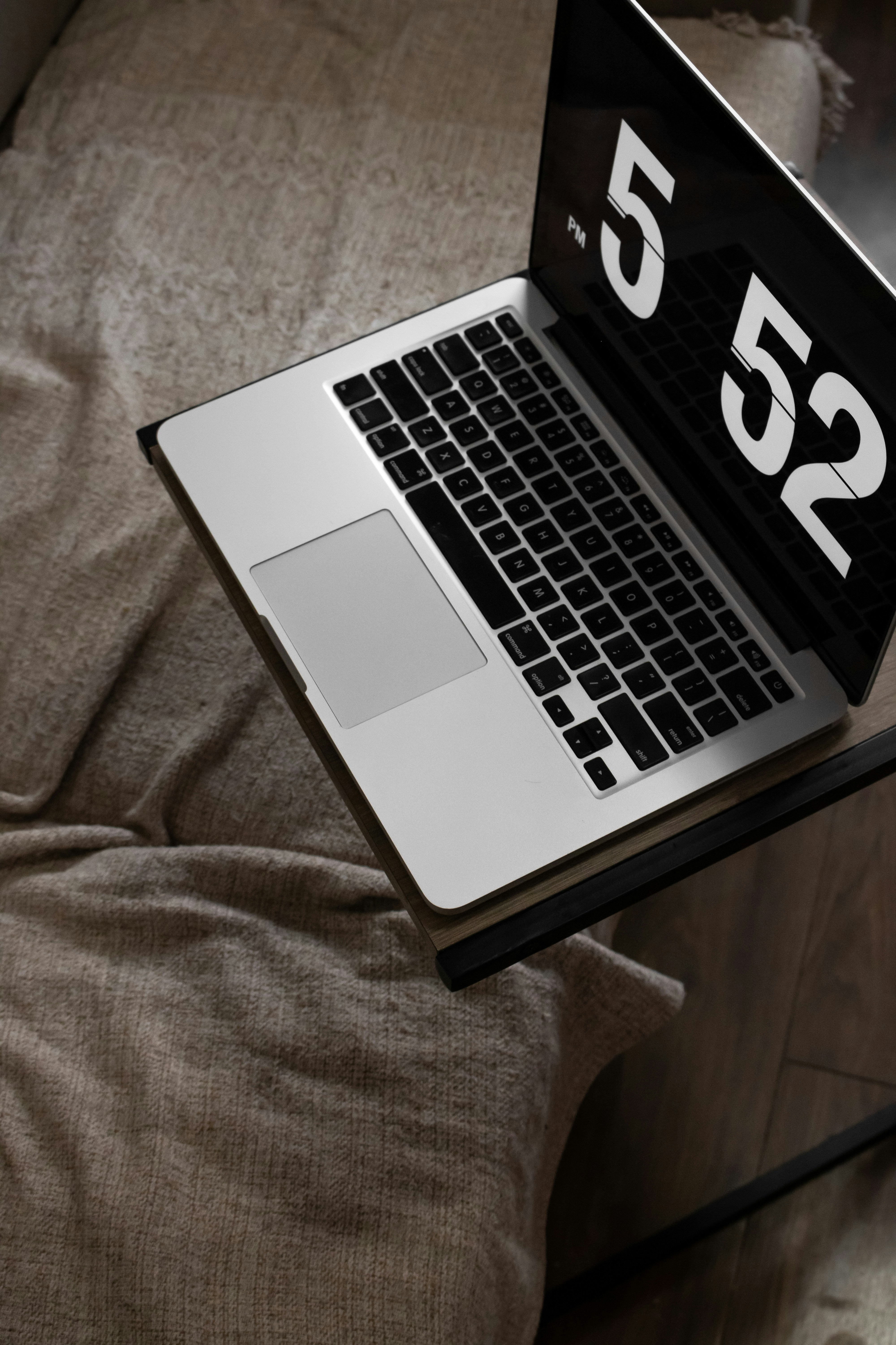 home office cozy, wallpaper, Bisnis Ibu Rumah Tangga: Ide & Tips Sukses 3