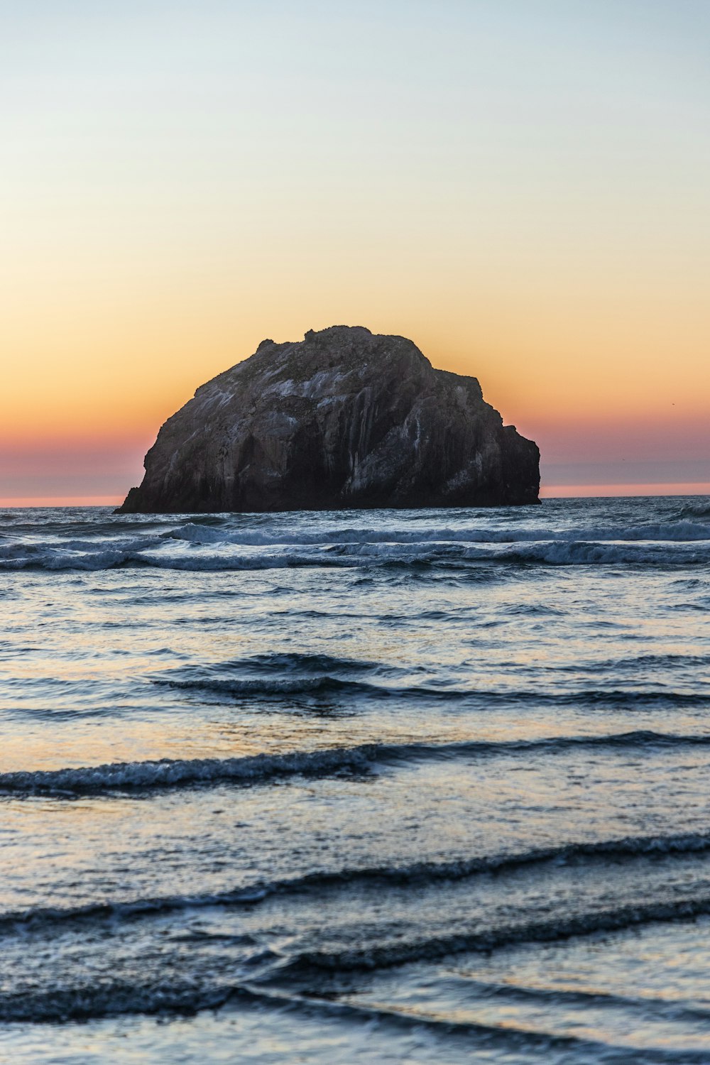 Isla en medio del océano