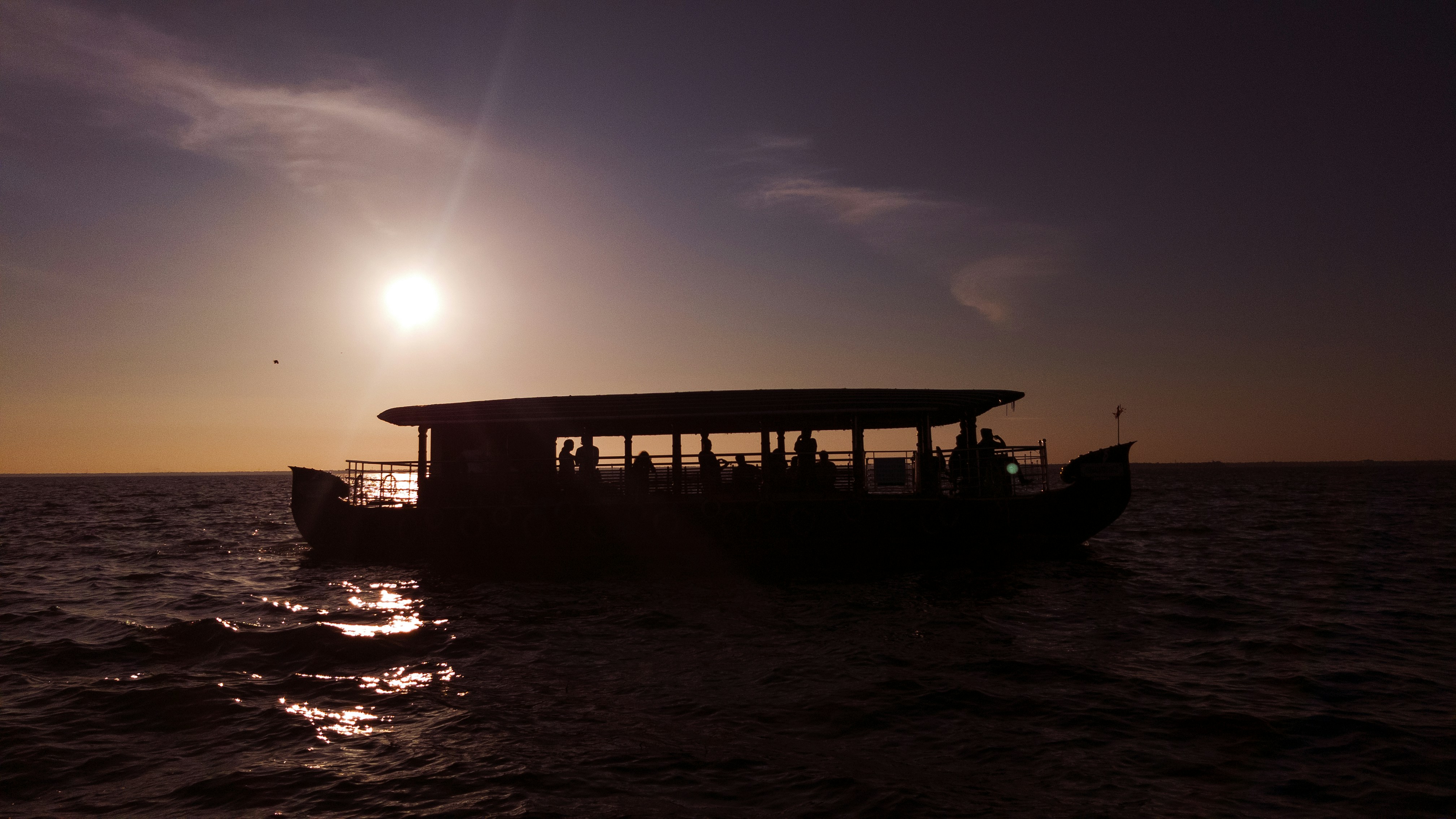 Tharavadu Houseboat in Kumarakom