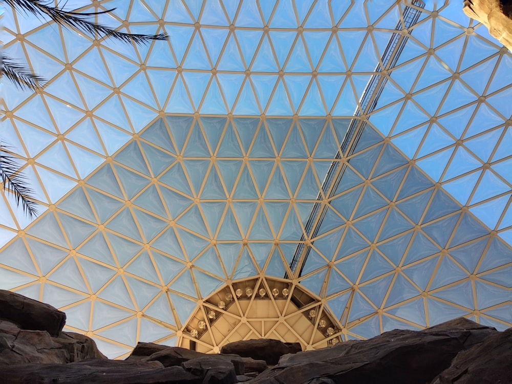 interno dell'edificio a cupola