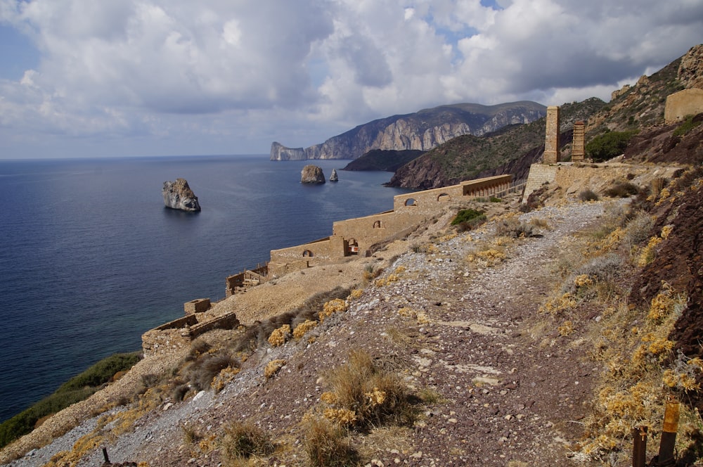 ocean and mountain scenery