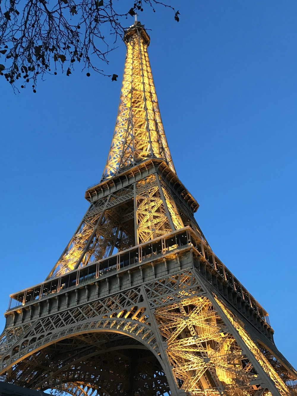 beige Eiffel tower