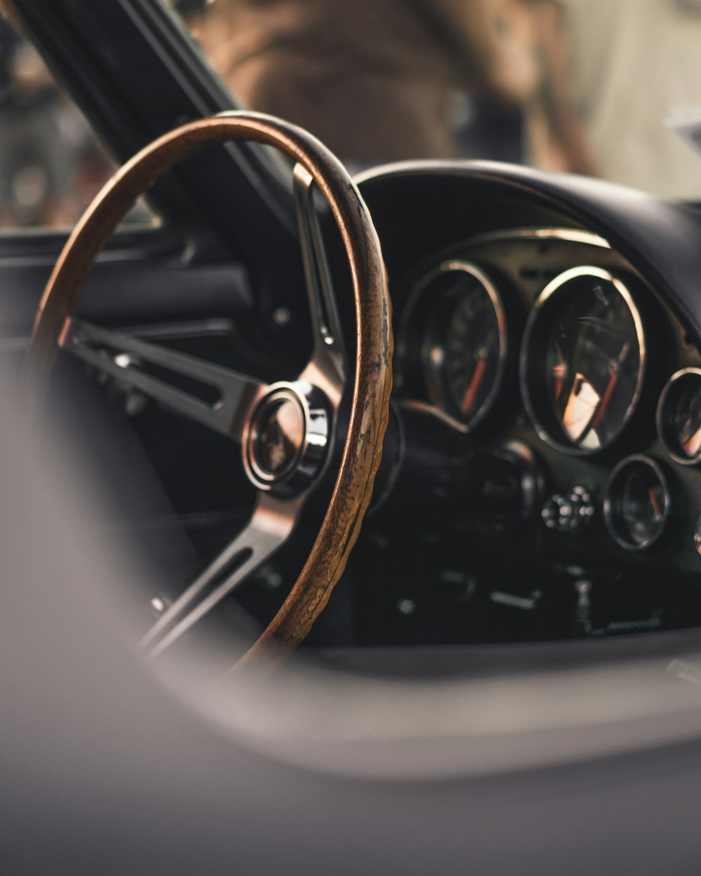 brown and gray car steering wheel