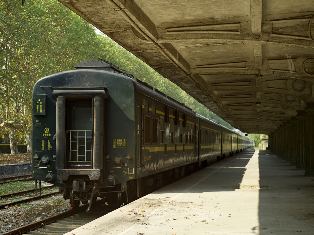 gray train on rail