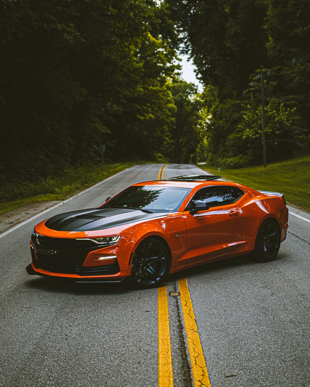 Capture d’écran du coupé rouge et noir