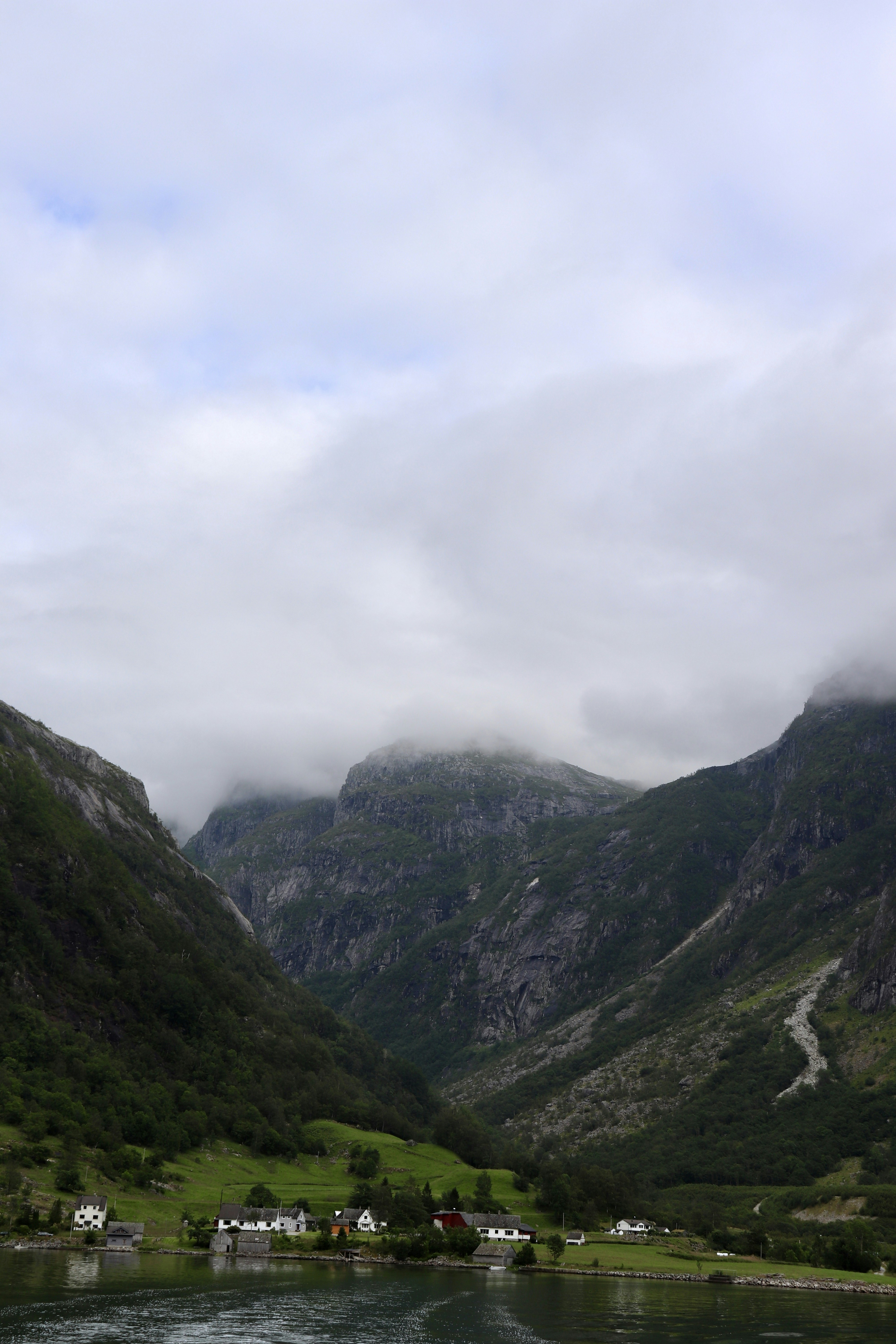 Photo by emeraldstones