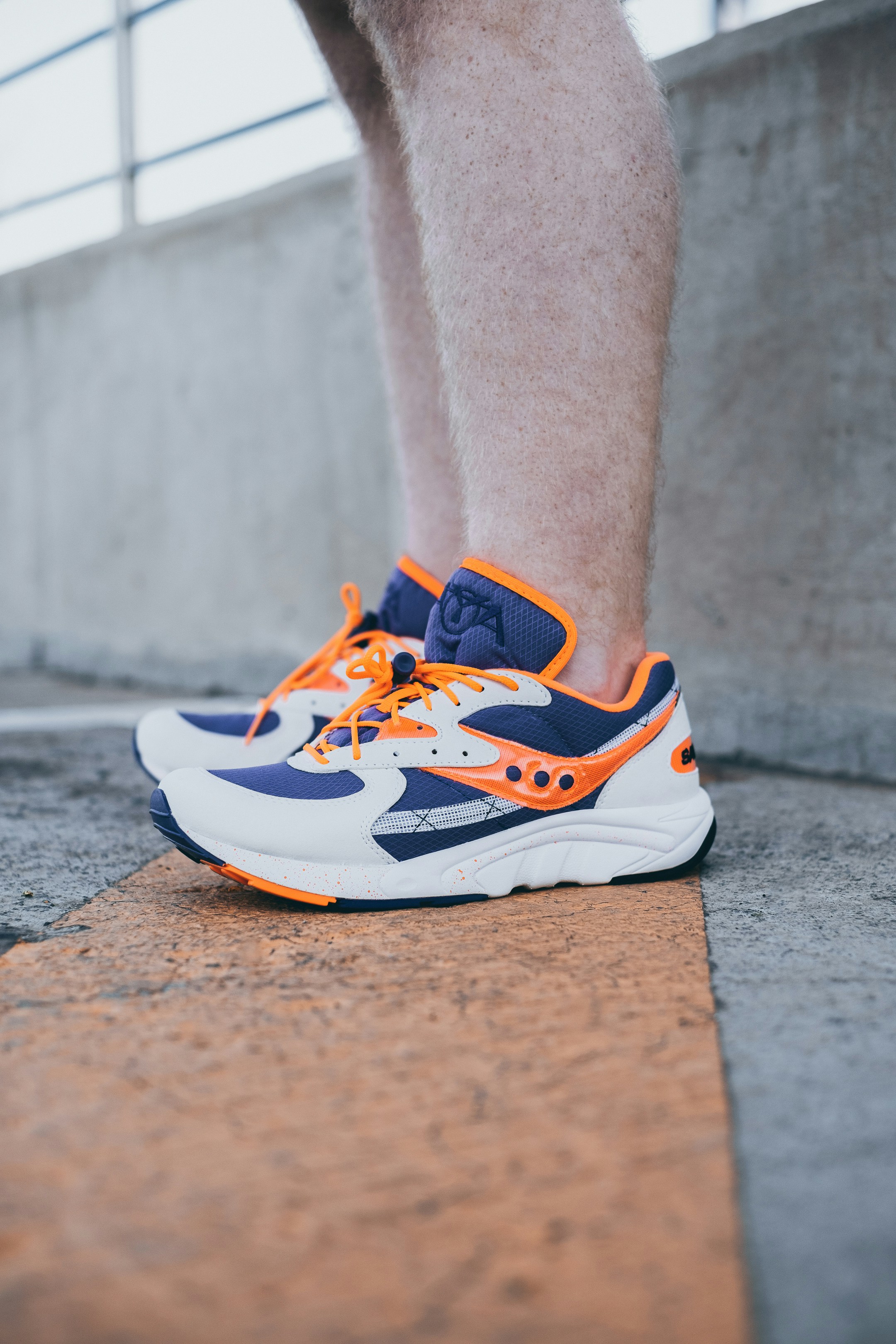 orange saucony