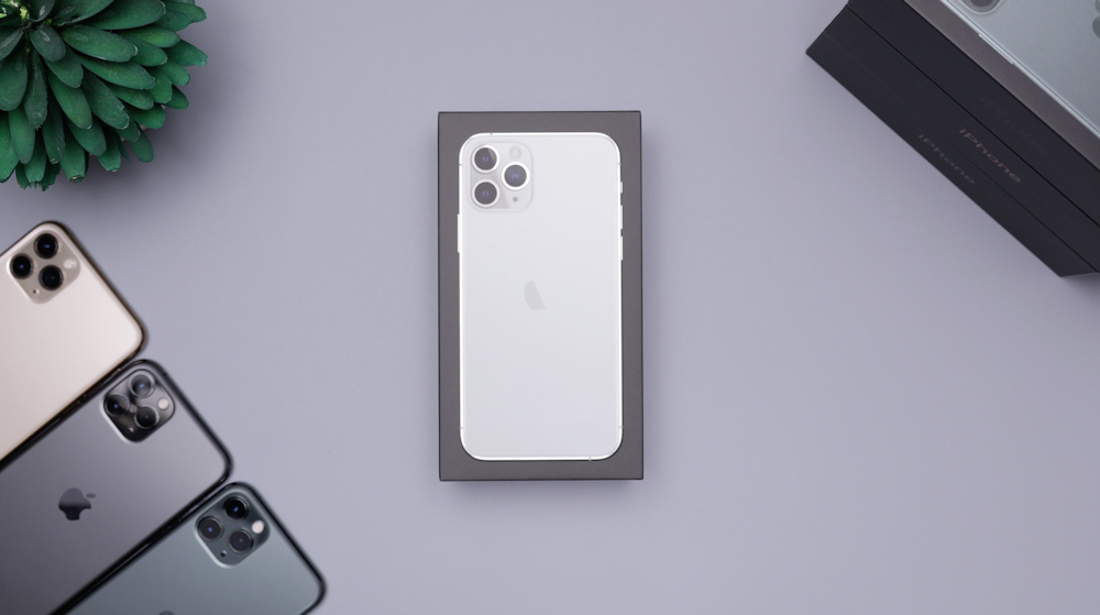 silver iPhone 11 box