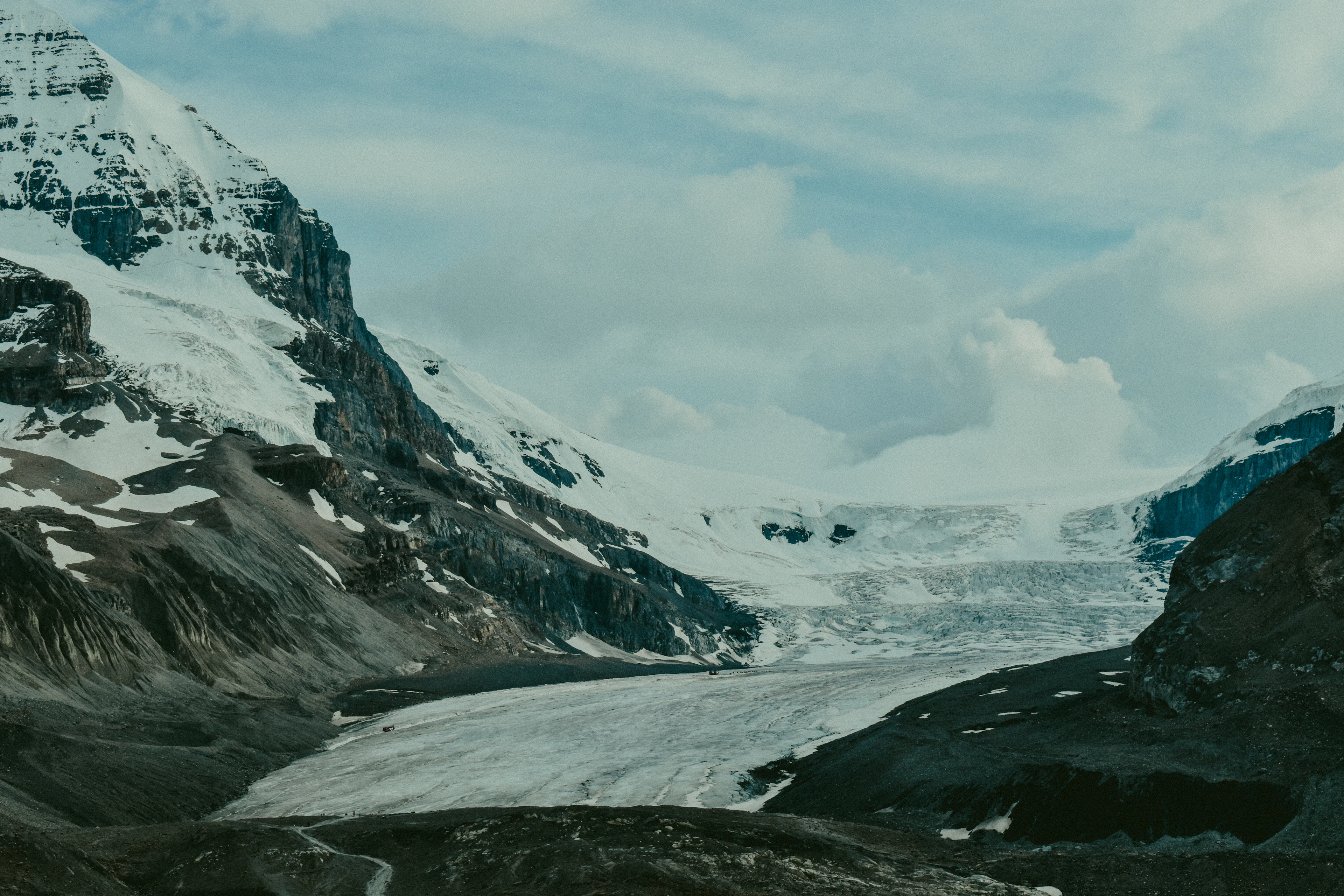 The Athabasca Glacier flowing down from the Columbia Icefield beside the Icefields Parkway