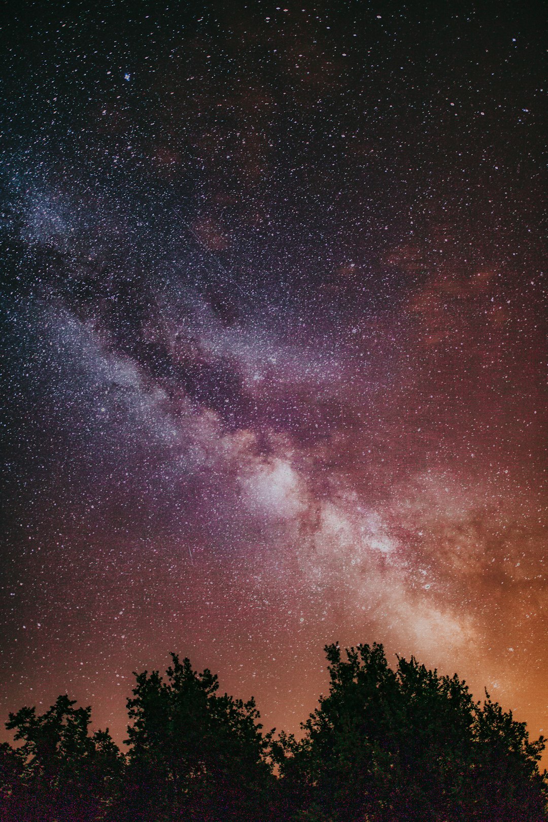 long-exposure photography of milky way