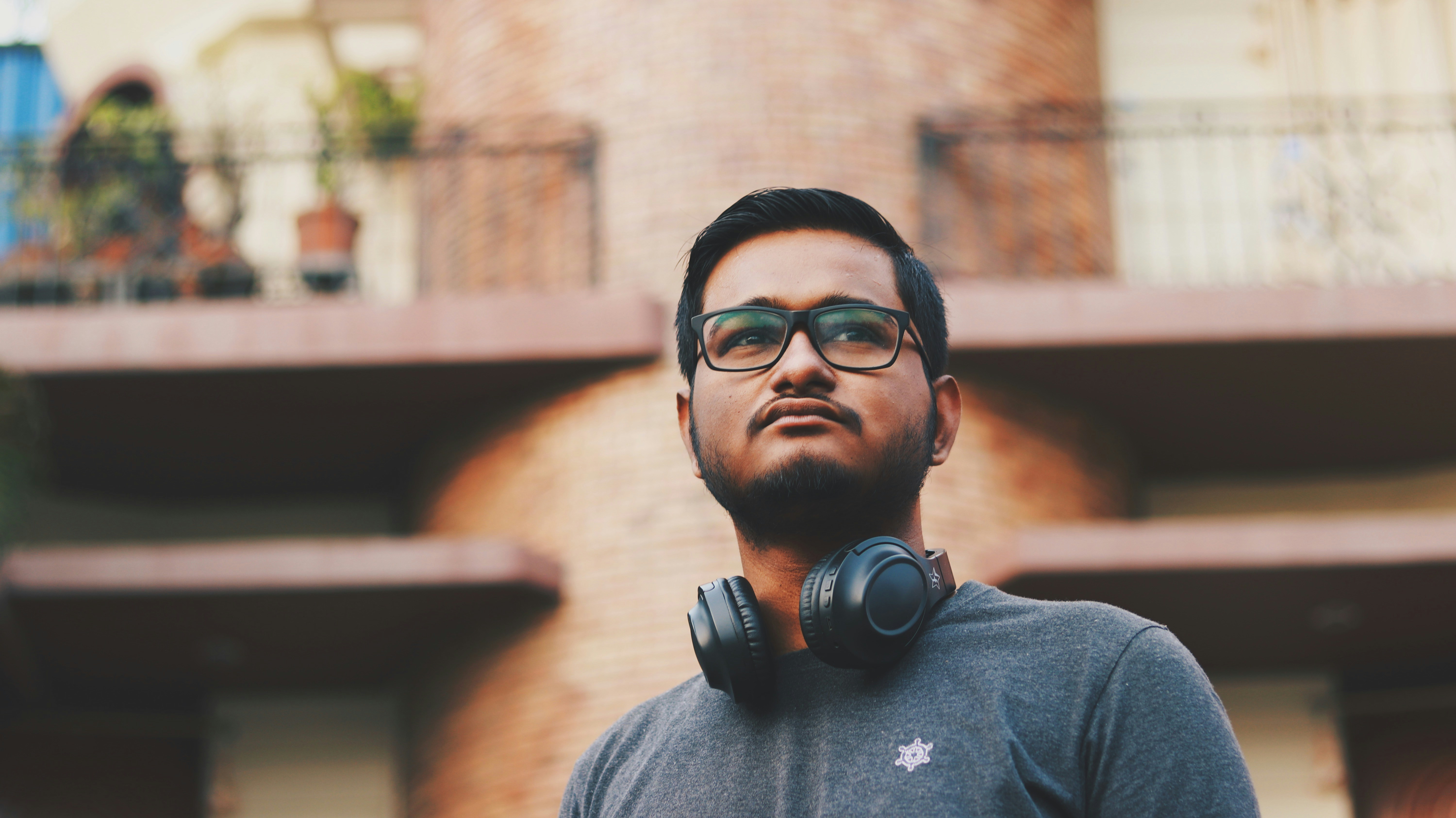 Photo by theroyakash