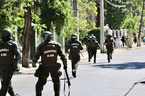 chile police: chile travel guide