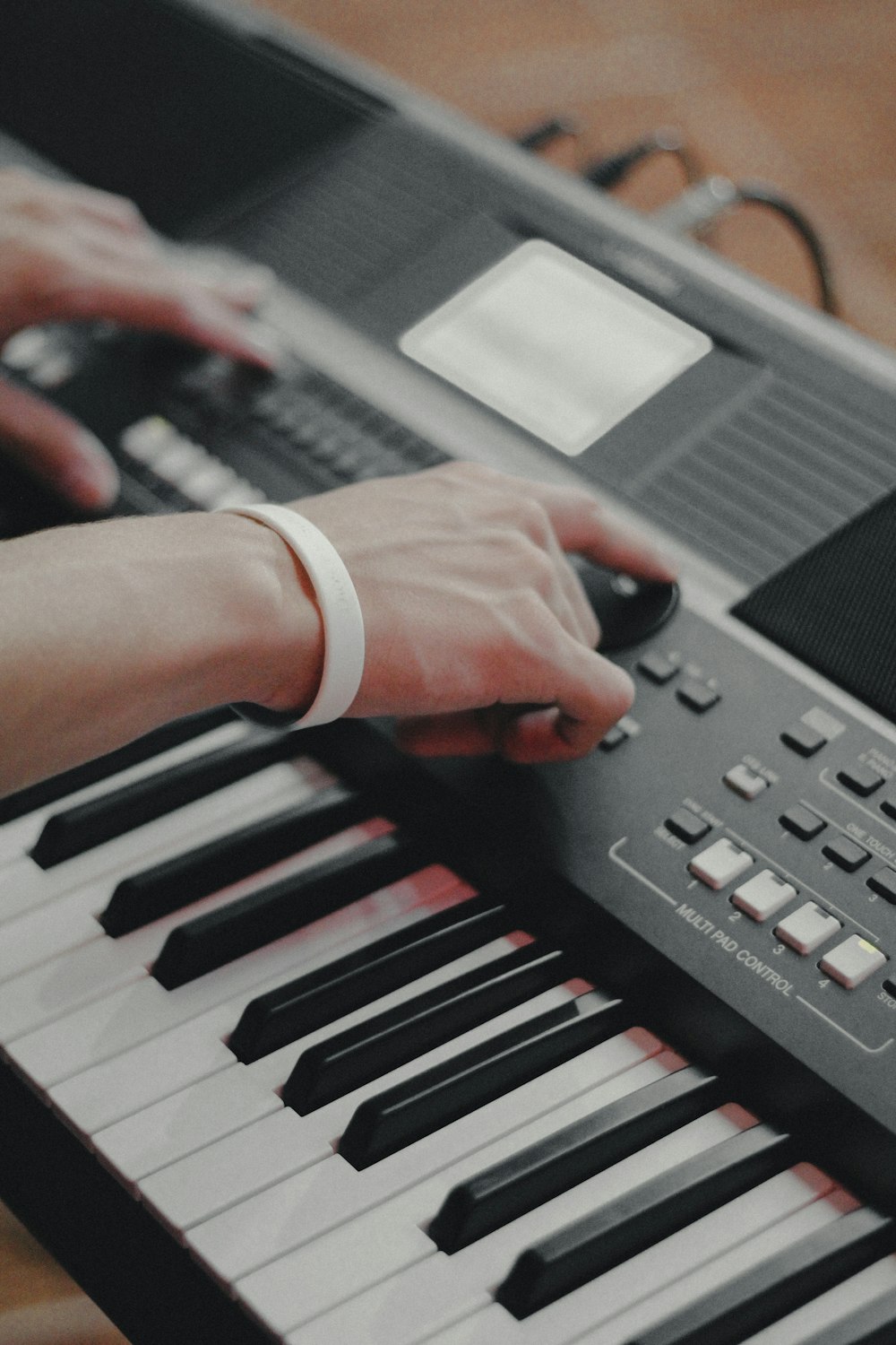 black and white electronic keyboard