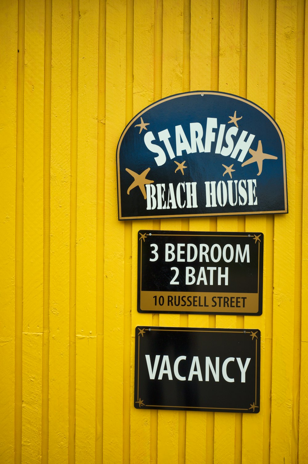 StarFish Beach House signage