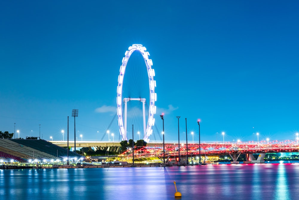 Grande roue pendant la journée