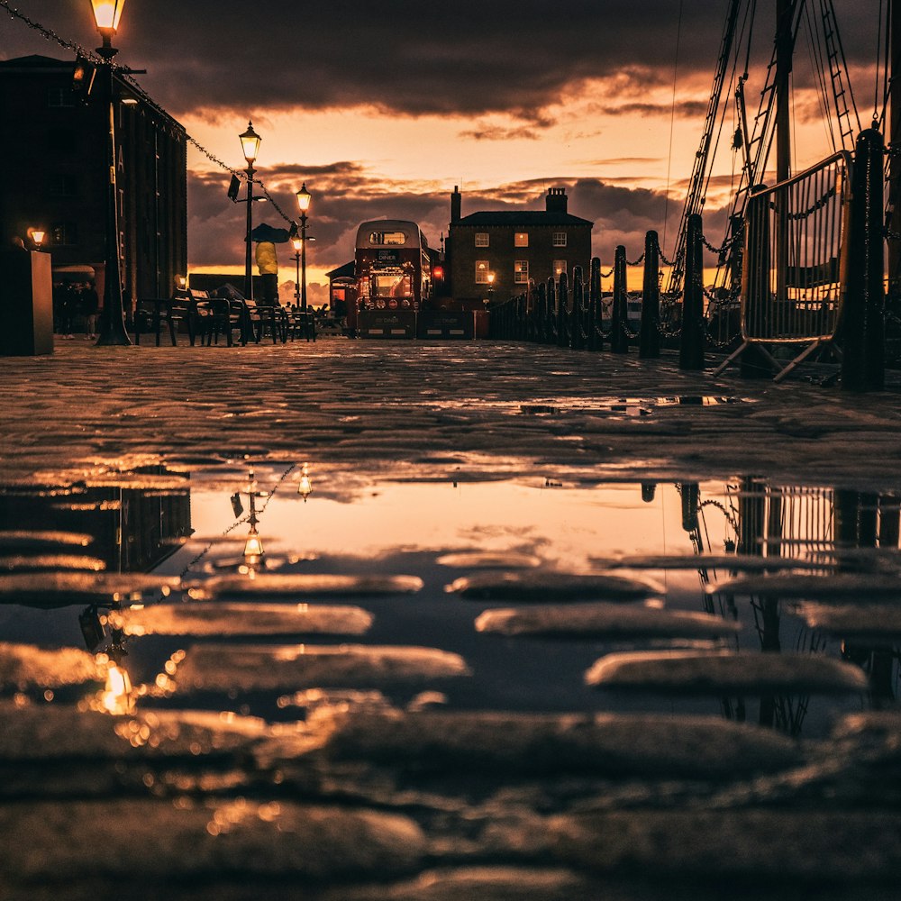 close-up photography of body of water during daytime