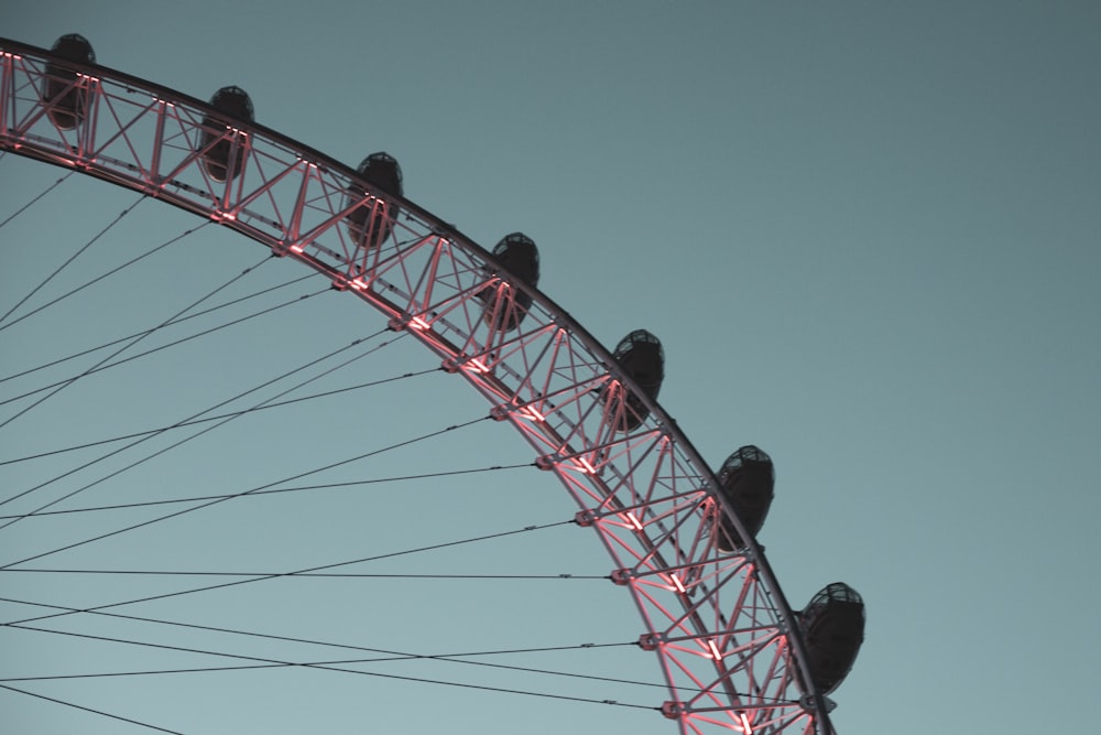 gray Ferris wheel