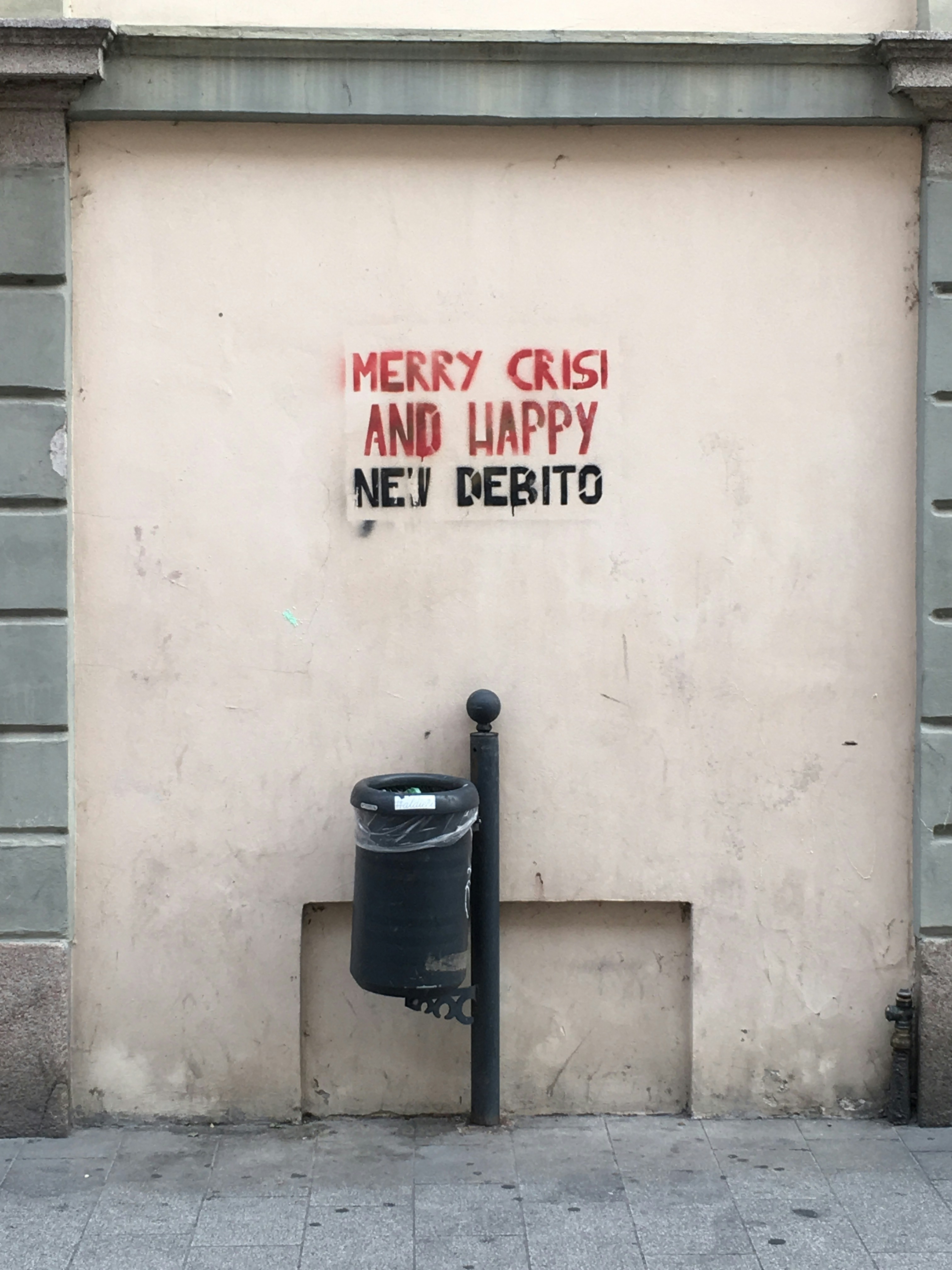 white plastic water gallon