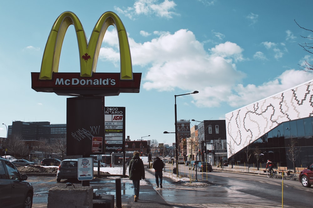 McDonalds logo signage