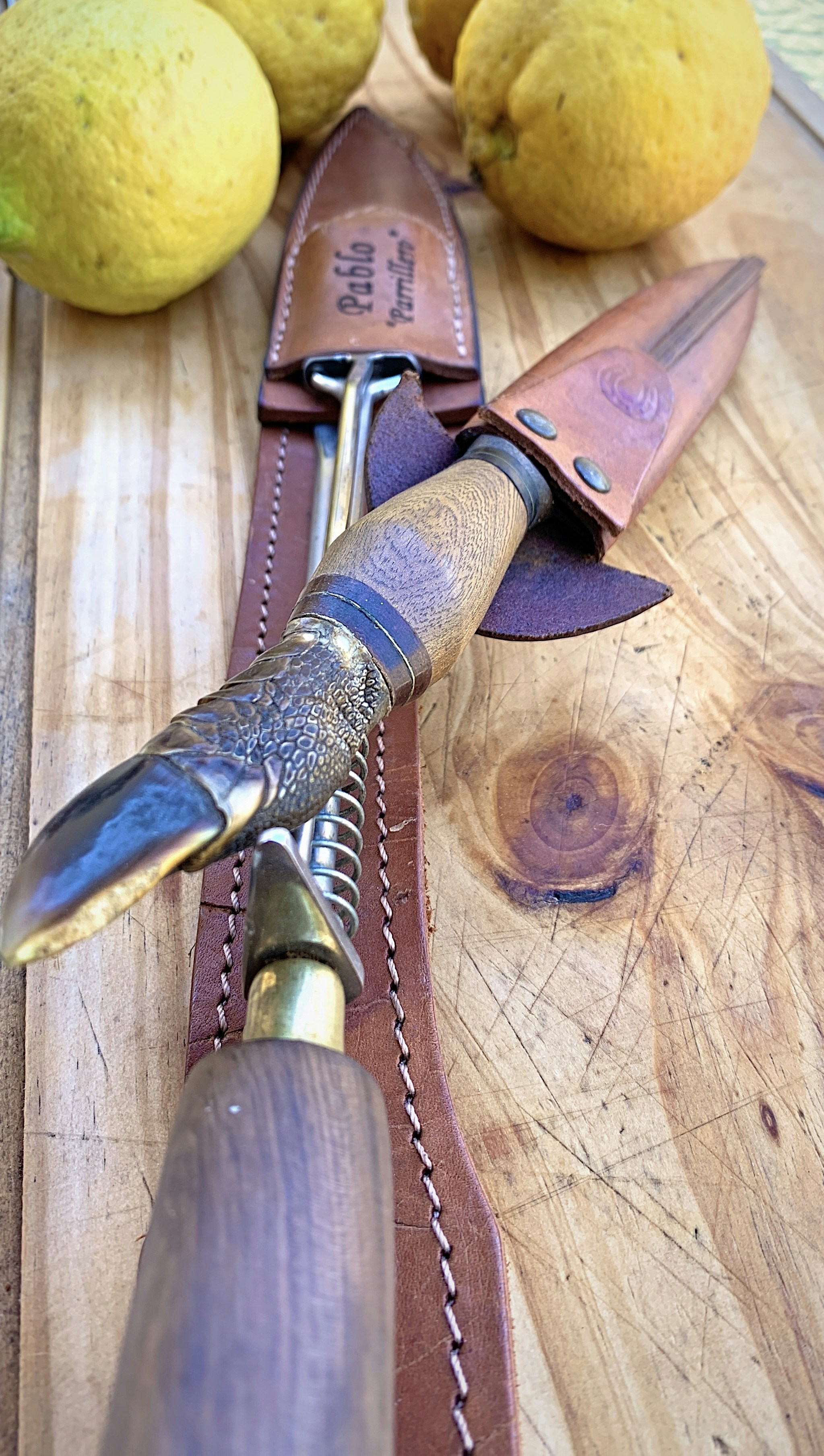 Damascus Hunter's Blade