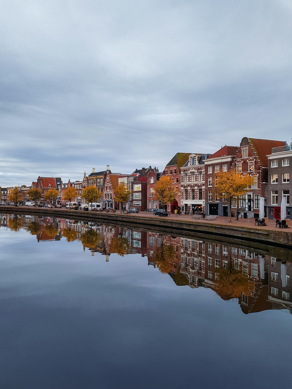 houses beside body of water