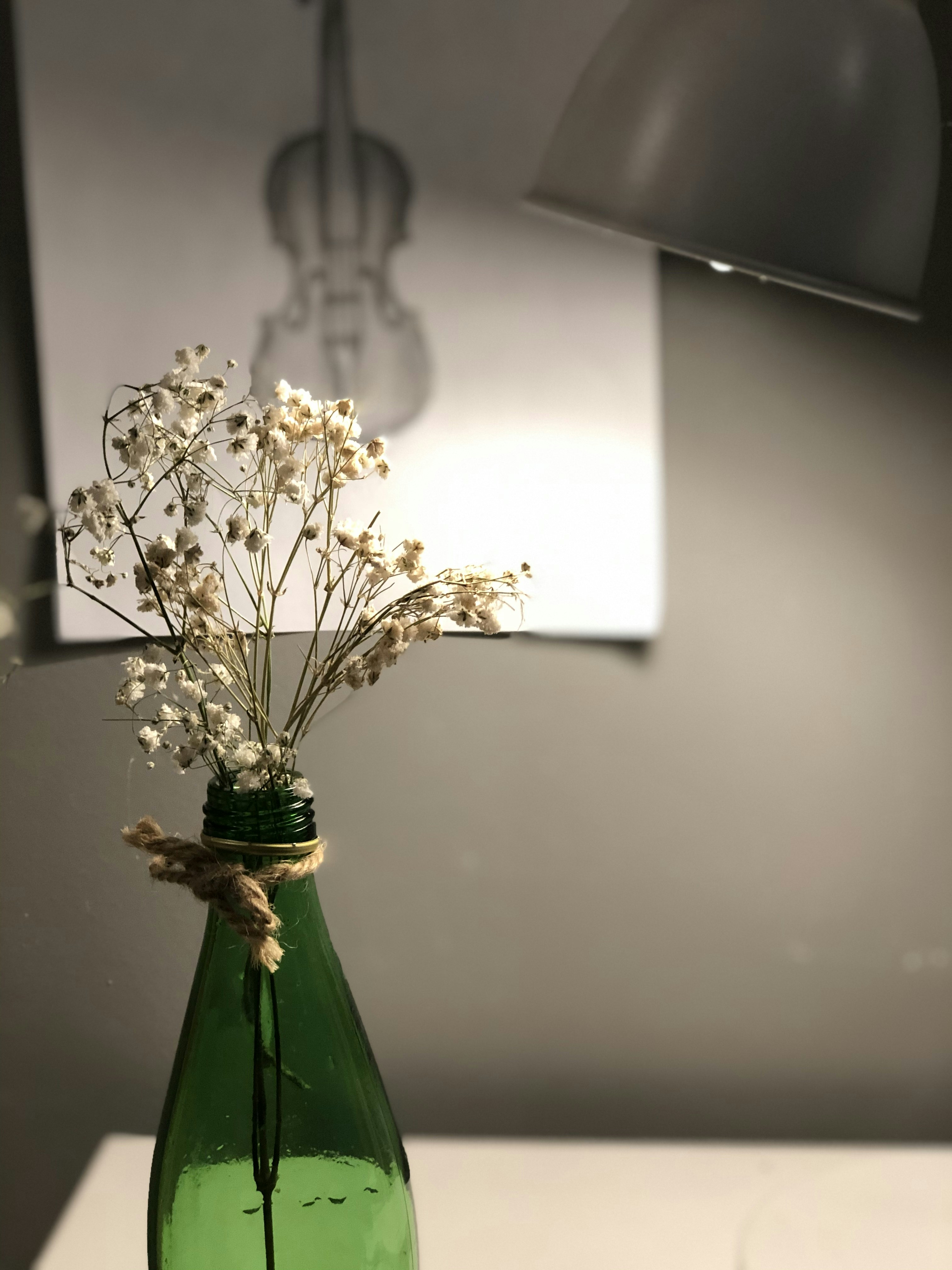 グリーンガラスの花瓶の写真 Unsplashで見つける茶色の無料写真