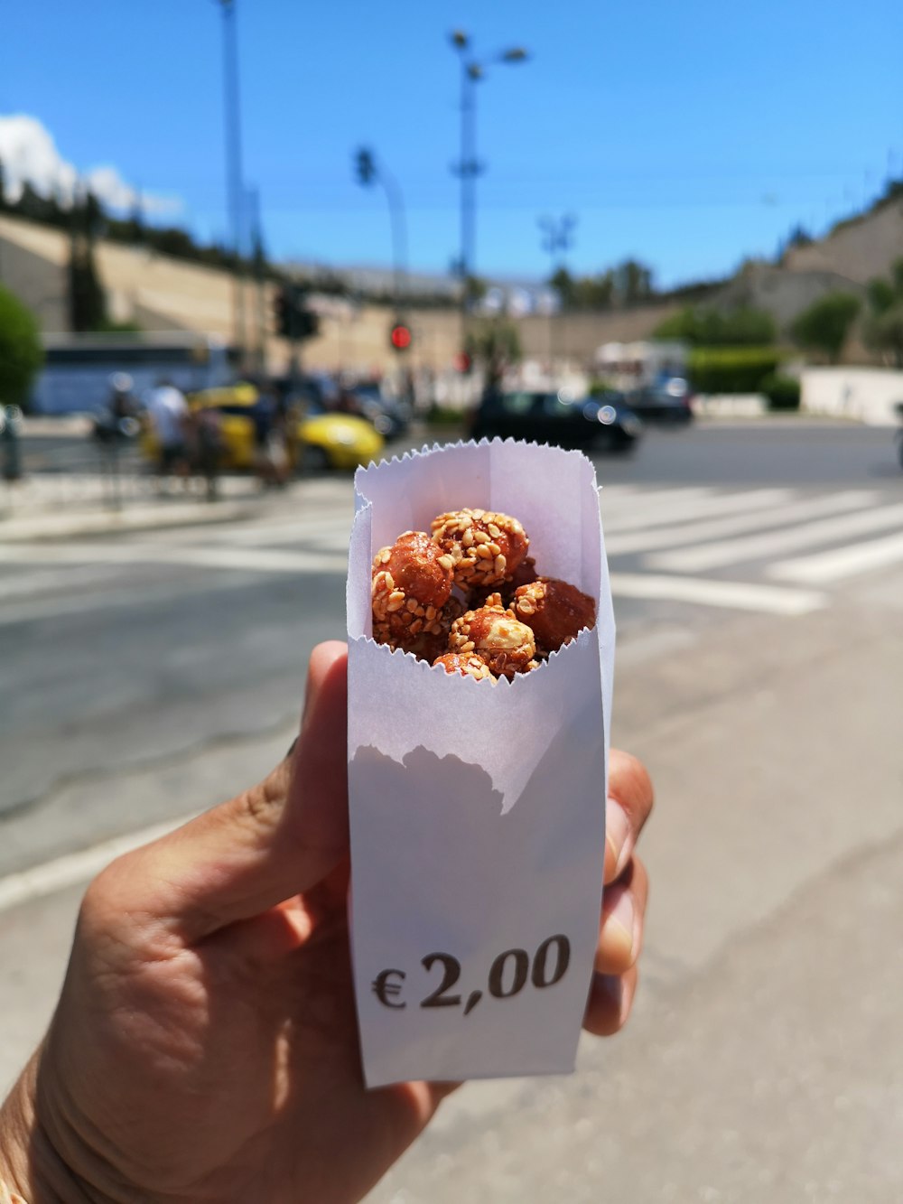 peanut coated dessert with 2,00 euro amount