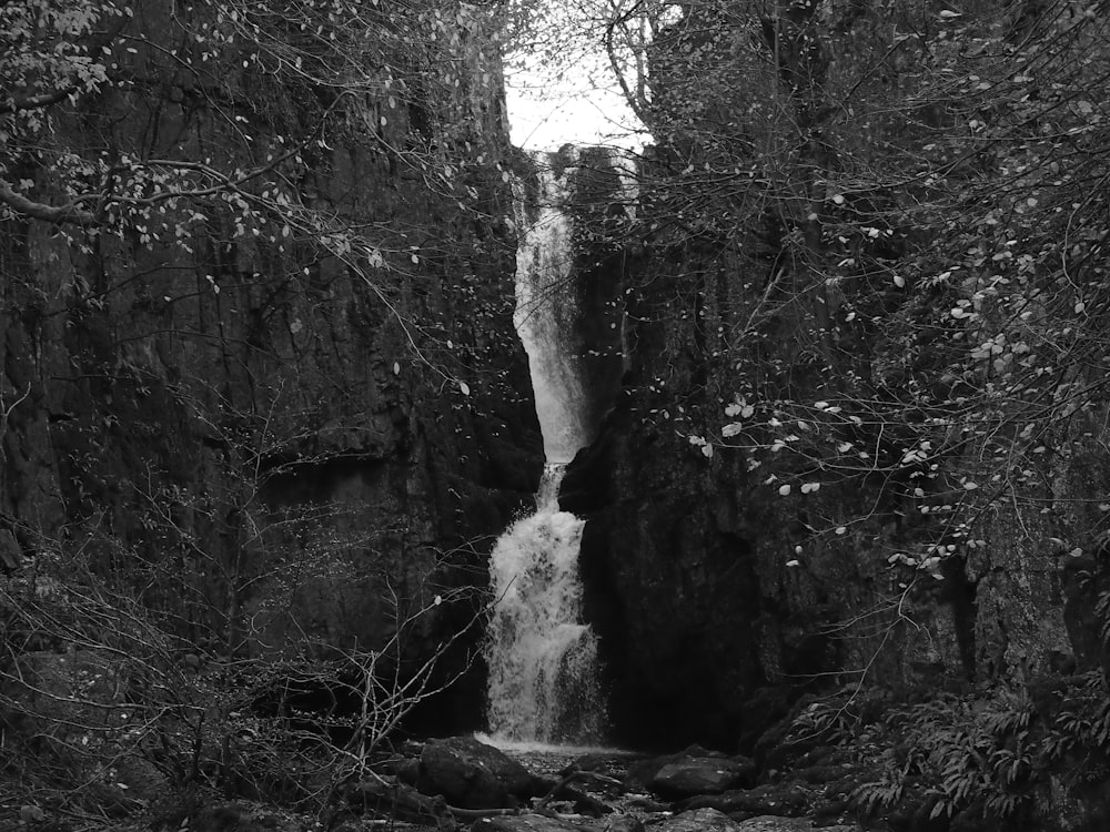 waterfalls during day