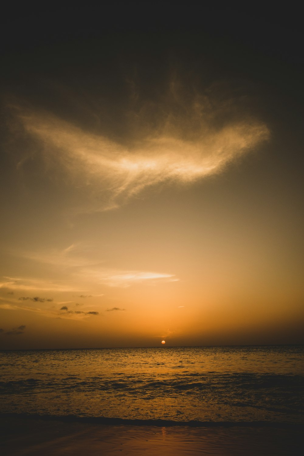 sea waves during sunset