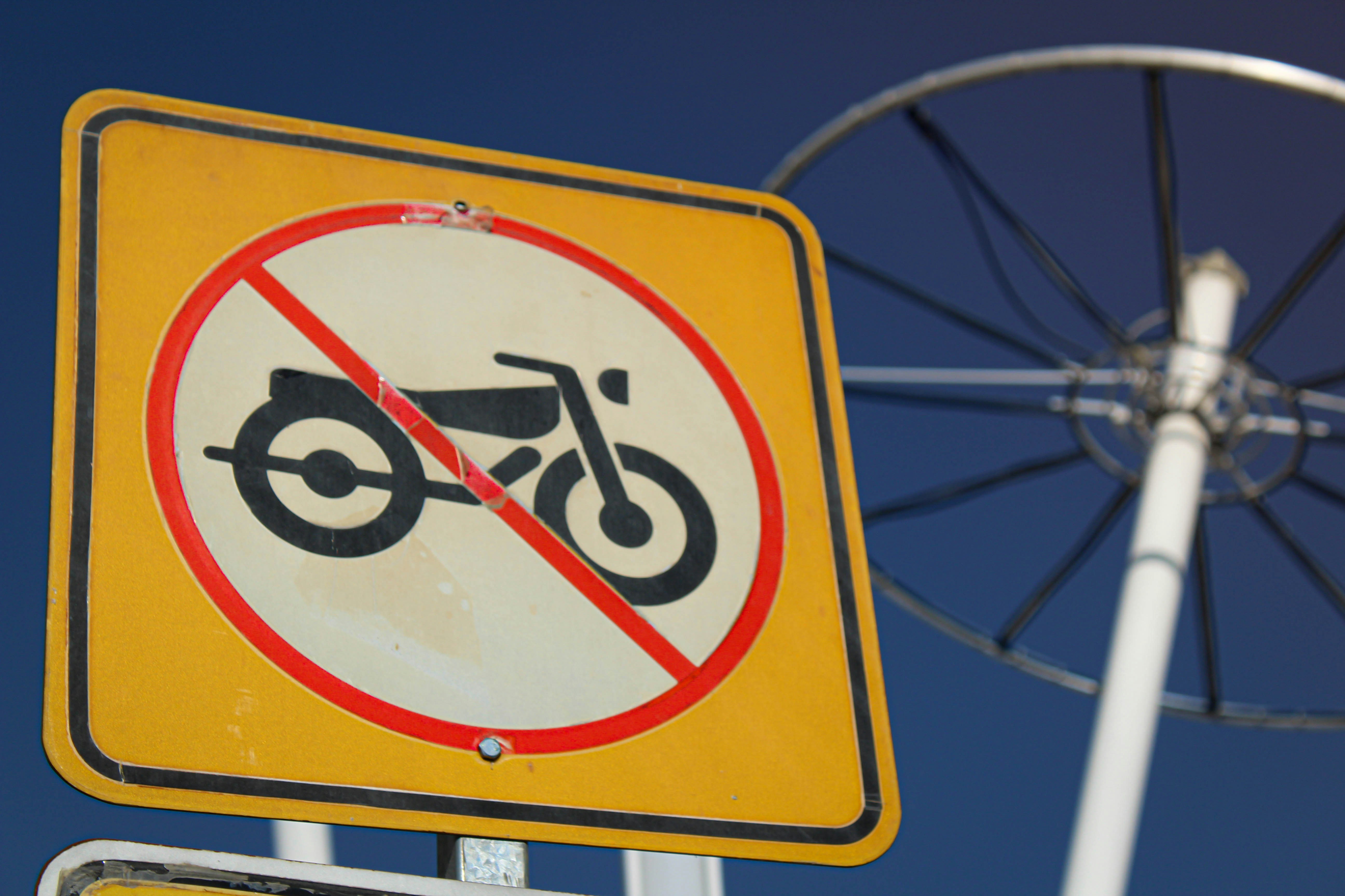 Ergonomic Insoles for Drivers: When Custom Scans Matter (and When They Don’t)