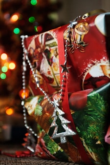 gray Christmas decor