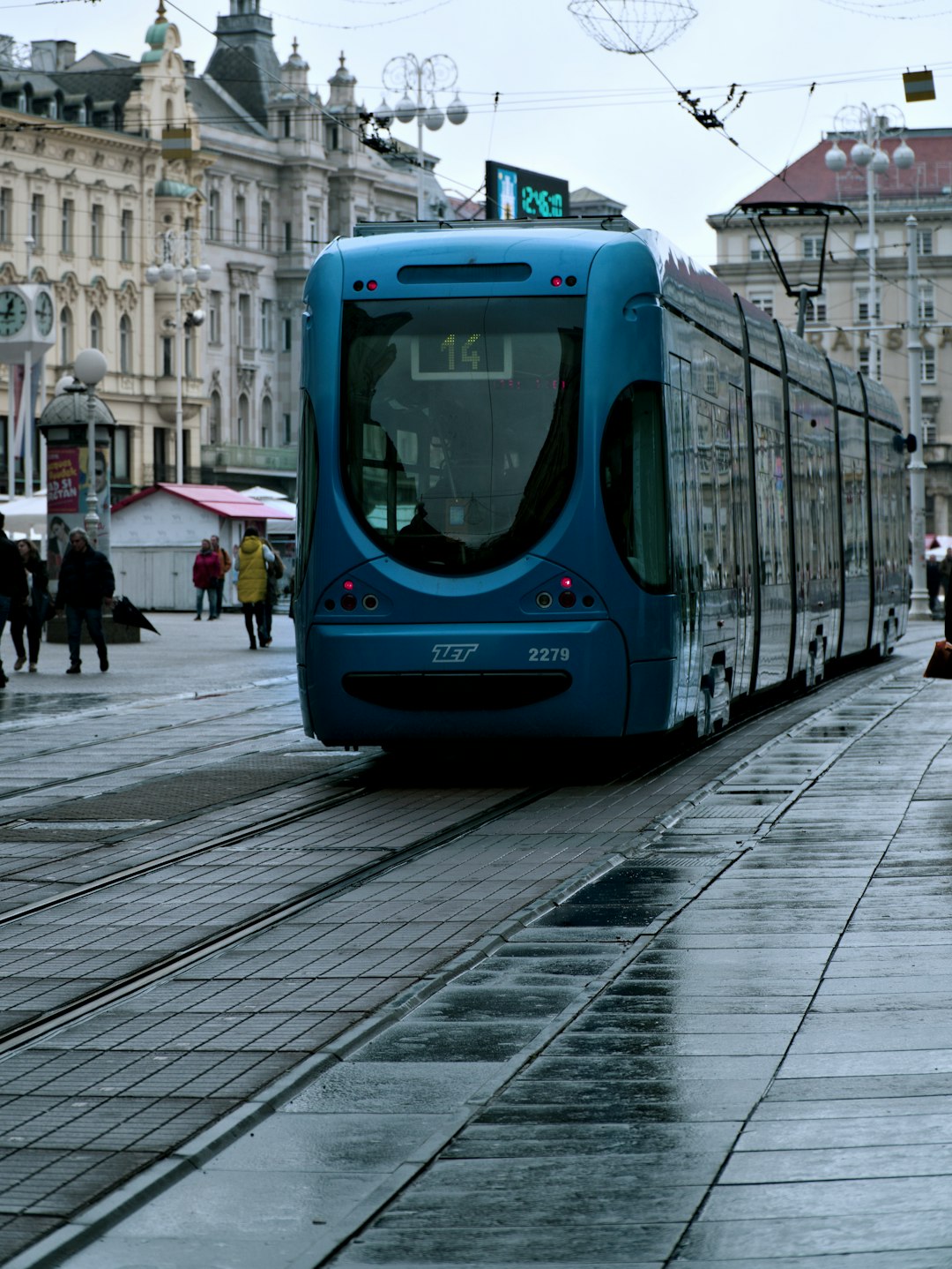 shallow focus photo of blue train