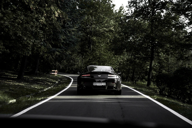 2021 Aston Martin DB11 V8 Coupe
