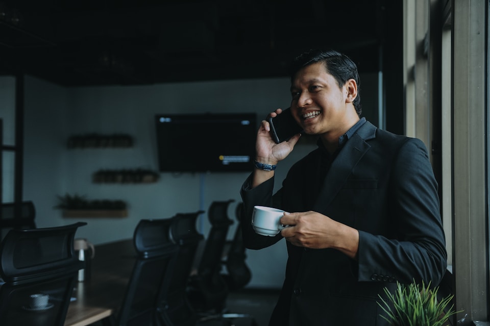 Stock image representing a business consultant used in a blog about website design by Cannone Marketing