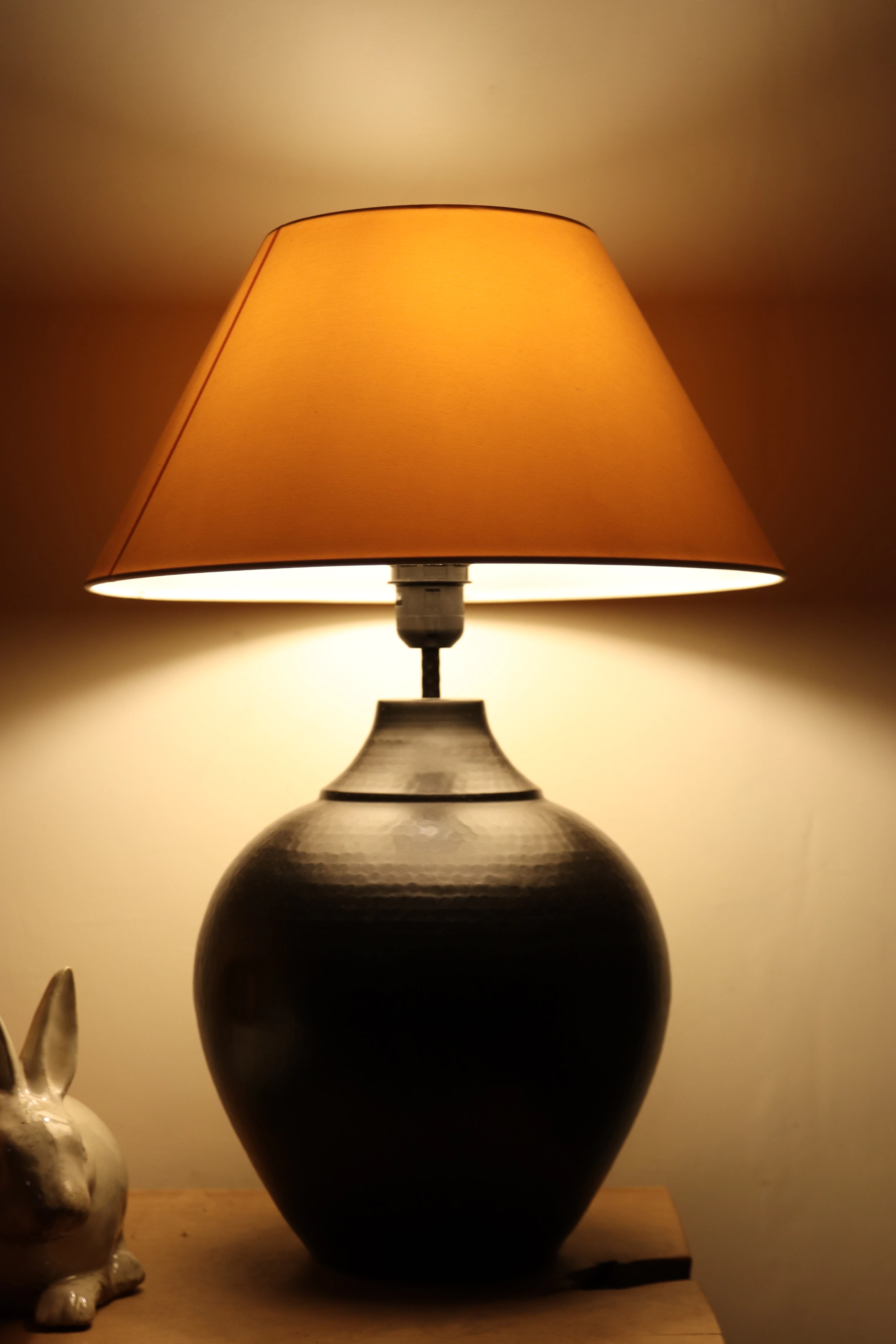 Black and brown table lamp