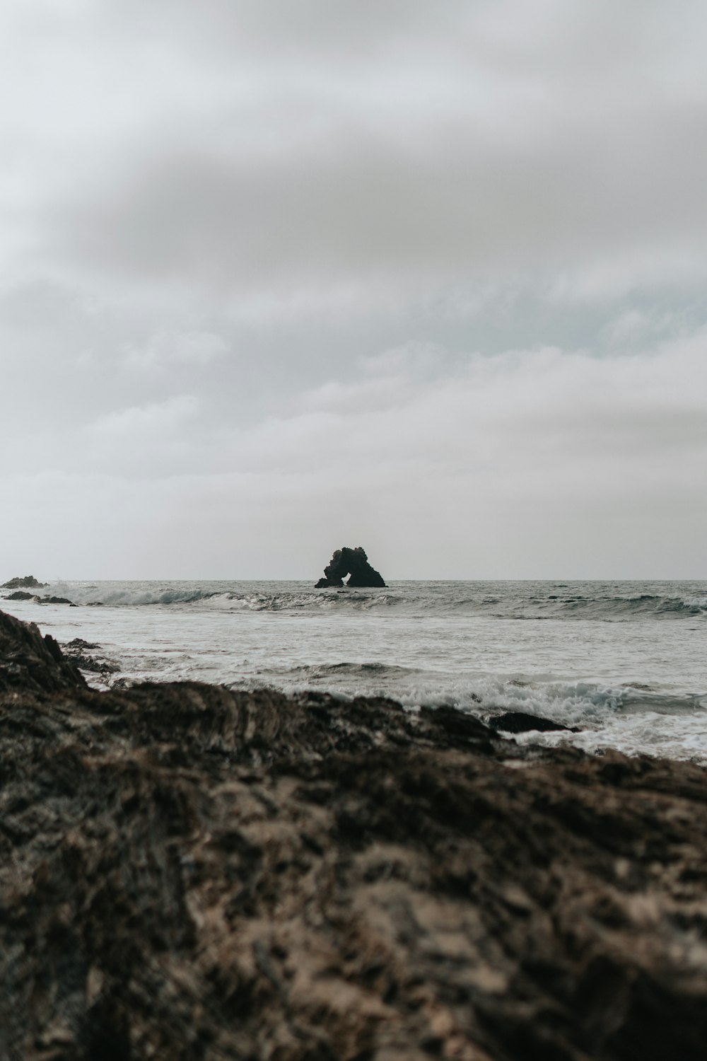 日中の島