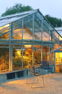 Greenhouse building thumbnail