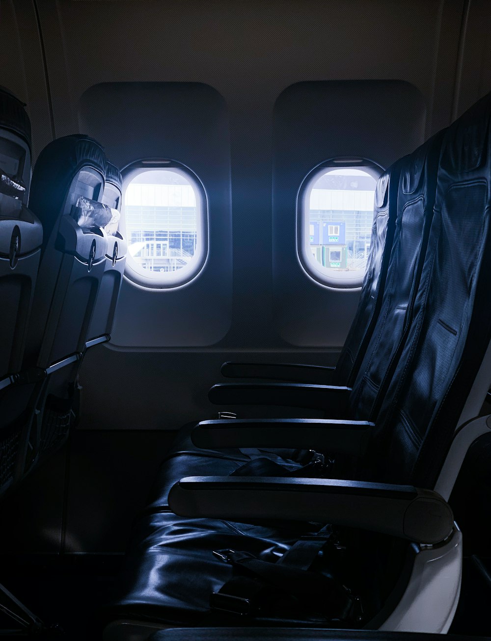 black airliner seats