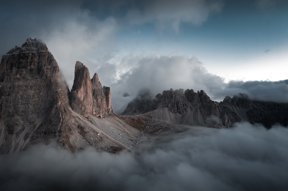 foggy mountain during daytime