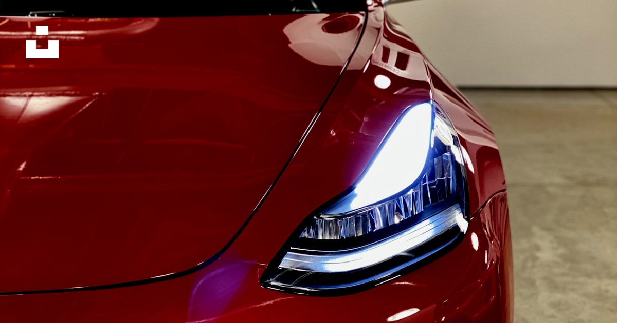 Coupé rouge photo – Photo Rouge Gratuite sur Unsplash