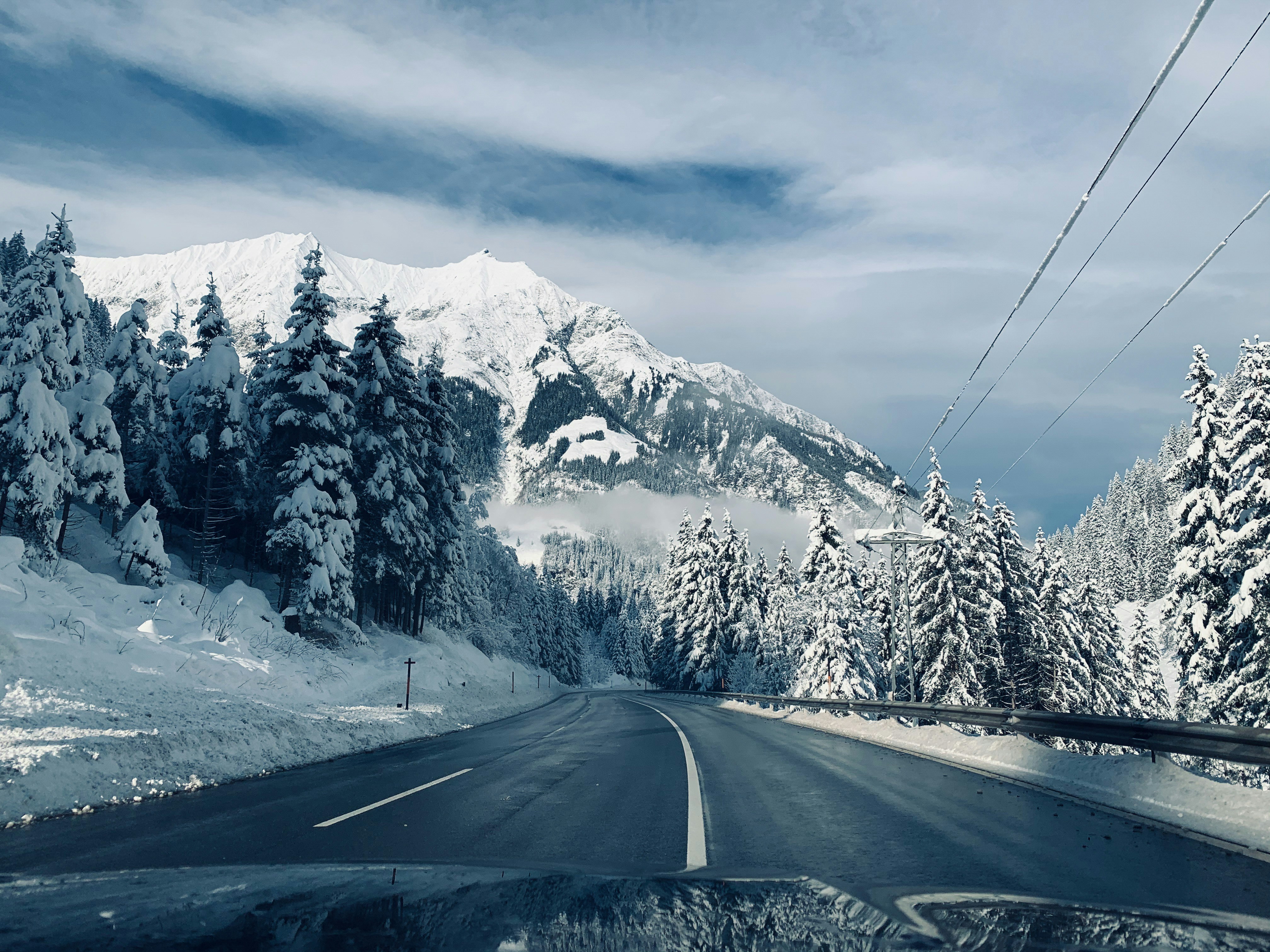 Winter Driving Tips: Stay Safe on Icy Roads With Calm, Control, and the Right Prep