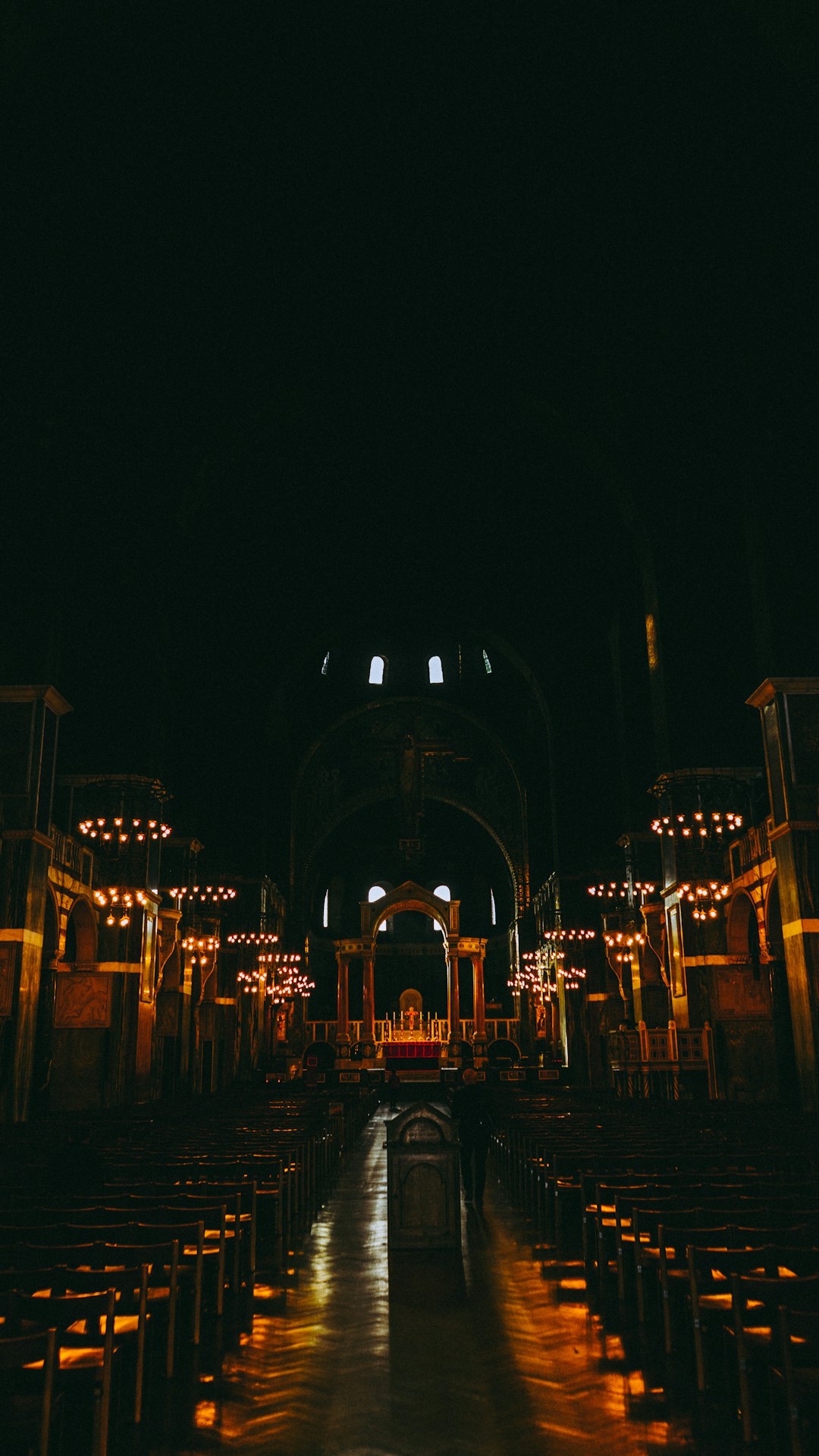 cathedral interior photograph